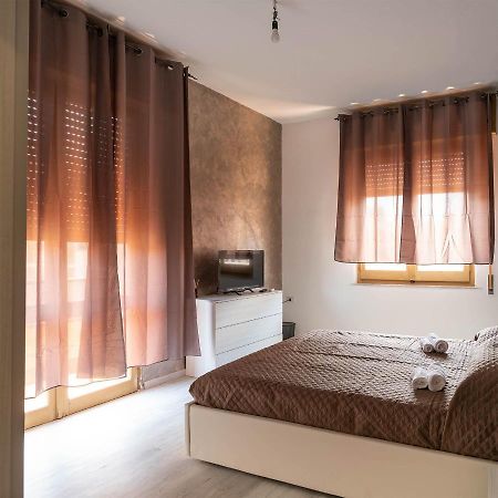 Monfalcone City Room Rental Apartment Cagliari Buitenkant foto