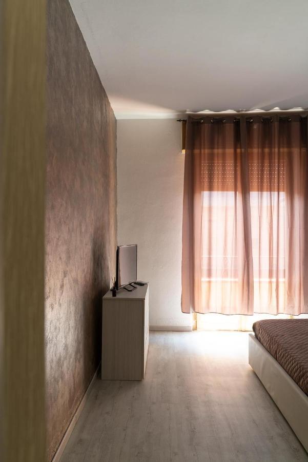 Monfalcone City Room Rental Apartment Cagliari Buitenkant foto
