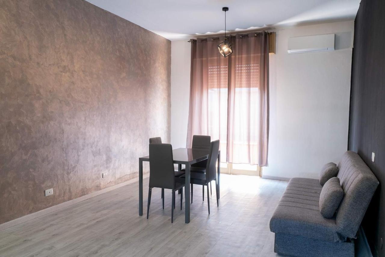 Monfalcone City Room Rental Apartment Cagliari Buitenkant foto