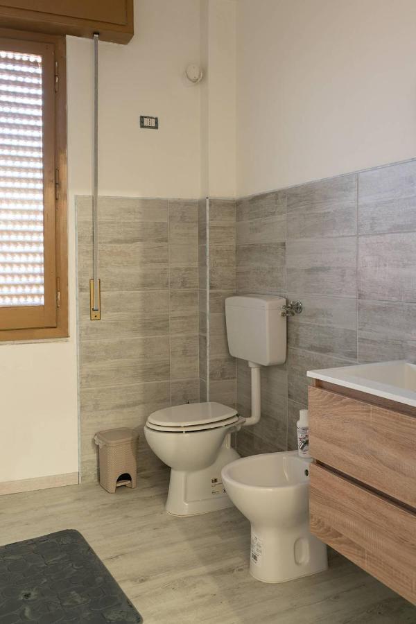 Monfalcone City Room Rental Apartment Cagliari Buitenkant foto